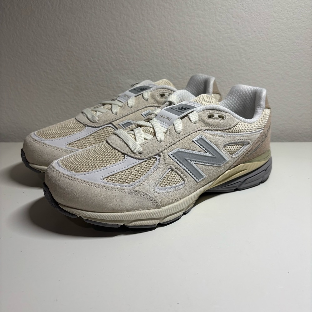 NEW NEW BALANCE 990v4 Teddy Santis Limestone Kids Size 5 WIDE